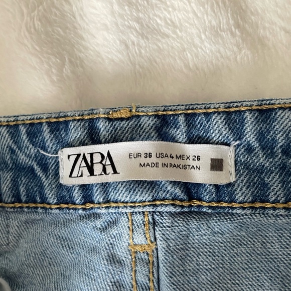 Zara womens size 4 Relaxed Denim Jeans - Picture 4 of 9